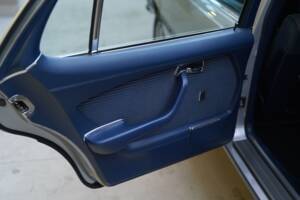 Bild 22/95 von Mercedes-Benz 450 SEL 6,9 (1976)