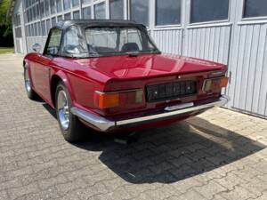 Imagen 9/18 de Triumph TR 6 (1969)