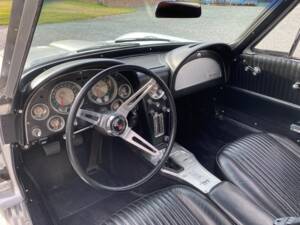 Bild 4/20 von Chevrolet Corvette Sting Ray (1963)