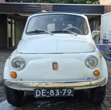 Image 3/8 of FIAT 500 L (1972)