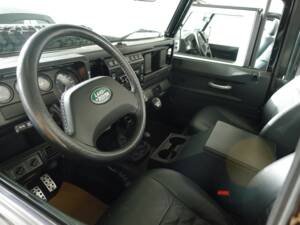 Bild 6/15 von Land Rover Defender 90 Heritage (2006)