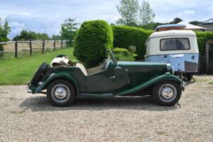 Image 14/50 of MG TD (1953)