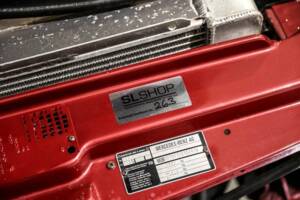 Image 23/35 of Mercedes-Benz 300 SL (1989)