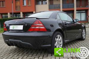 Image 7/10 of Mercedes-Benz SLK 200 Kompressor (1999)