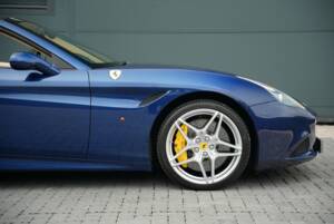 Image 10/50 of Ferrari California T (2015)