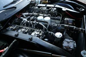 Imagen 36/50 de Ferrari 365 GTC/4 (1972)