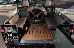 Image 6/7 of Land Rover Defender 90 (1993)