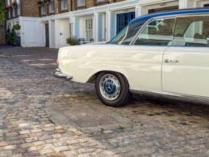 Bild 43/50 von Mercedes-Benz 280 SE 3,5 (1971)