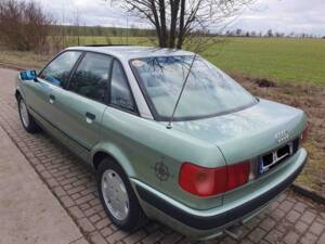 Image 15/21 of Audi 80 - 2.0 E (1992)