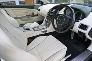 Bild 33/49 von Aston Martin DB 9 (2013)