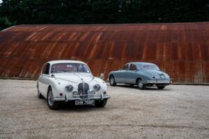 Bild 49/51 von Jaguar 240 (1968)