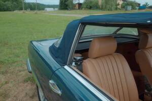 Image 2/15 of Mercedes-Benz 280 SL (1983)