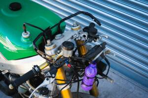 Image 43/50 of Honda VFR 750R RC 30 (1992)