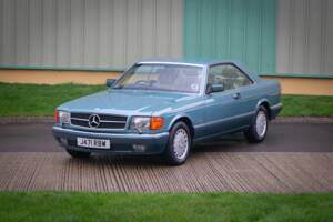 Image 2/31 de Mercedes-Benz 420 SEC (1990)