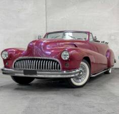 Bild 2/89 von Buick 50 Super Convertible (1947)
