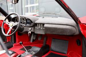 Image 9/24 de Ferrari Dino 246 GT (1973)