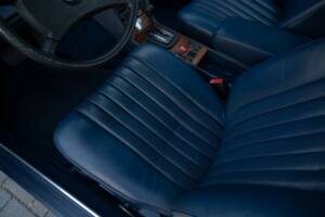 Image 24/62 of Mercedes-Benz 280 CE (1982)