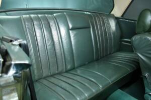 Image 25/49 of Mercedes-Benz 280 SE (1970)