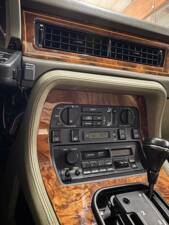 Bild 22/24 von Jaguar XJ 40 (XJ-R) (1993)