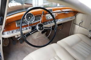 Image 18/50 of Mercedes-Benz 300 Sc Coupé (1957)