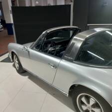 Image 6/8 de Porsche 911 2.4 E (1972)