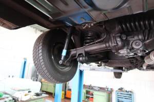 Image 30/32 of Mercedes-Benz 200 D (1966)