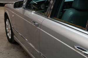 Image 22/50 of Bentley Arnage R (2004)