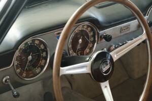 Bild 45/50 von Lancia Flaminia GT 2.5 3C Touring (1963)
