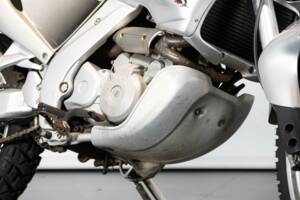 Bild 27/50 von Aprilia Pegaso 650 (1999)