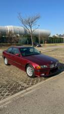 Bild 3/57 von BMW 320i (1993)