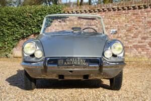 Image 5/50 of Citroën DS 21 Chapron (1963)