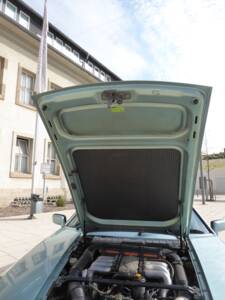 Afbeelding 48/67 van Porsche 928 S (1985)