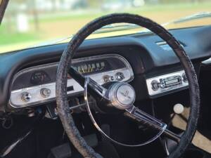 Bild 12/18 von Chevrolet Corvair Monza Convertible (1964)