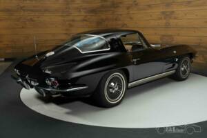 Image 17/19 of Chevrolet Corvette Sting Ray (1964)