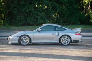 Bild 7/37 von Porsche 911 GT2 (2003)