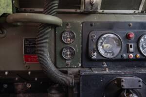 Image 32/50 de Land Rover 88 (1974)