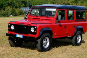 Afbeelding 5/31 van Land Rover Defender 110 300Tdi (1997)