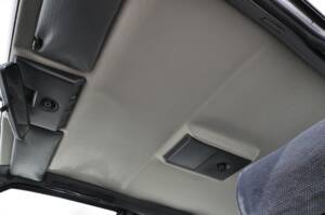 Bild 19/34 von Alfa Romeo 75 2.0 Twin Spark (1988)