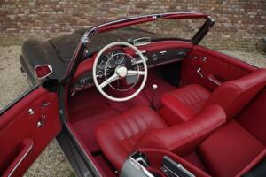 Image 45/50 of Mercedes-Benz 190 SL (1959)