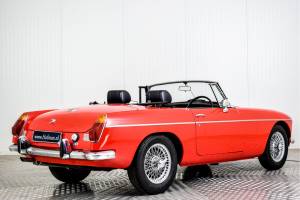 Image 2/50 de MG MGB (1973)