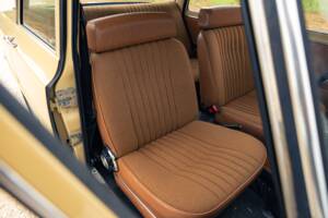 Image 8/18 of Alfa Romeo Giulia 1300 Super (1971)