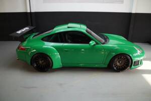 Bild 37/50 von Porsche 911 Carrera 4 RWB (1999)
