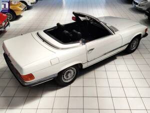 Image 9/53 of Mercedes-Benz 280 SL (1981)