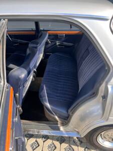 Image 7/30 of BMW 2000 tilux (1968)