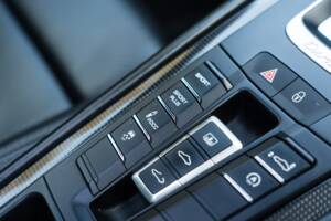 Image 26/57 of Porsche 911 Turbo S (2013)