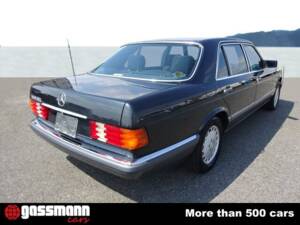 Bild 6/15 von Mercedes-Benz 560 SEL (1990)