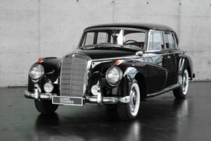 Image 9/50 de Mercedes-Benz 300 c (1956)