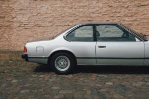 Bild 13/106 von BMW 633 CSi (1976)