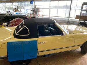 Image 16/50 of Mercedes-Benz 450 SL (1973)