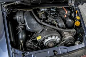 Bild 43/50 von Porsche 911 Carrera 2 (1991)